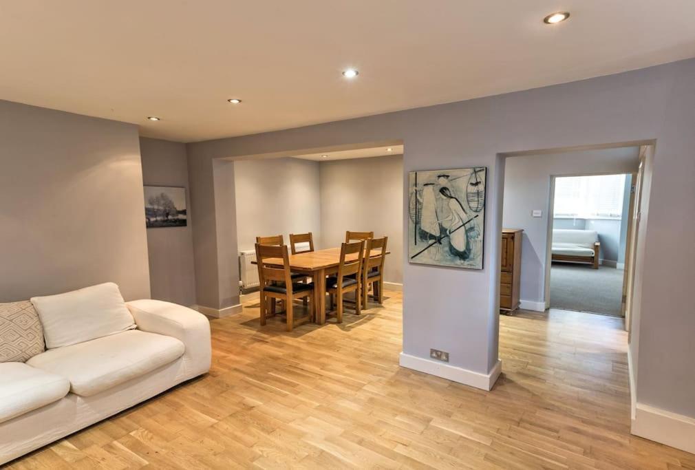 Charming Apartment In Deal Near The Beach & Town Exteriér fotografie